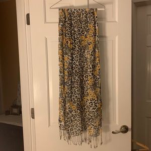 Vera Bradley Go Wild Summer Scarf cheetah